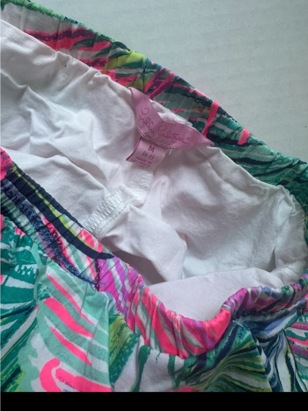 2 Lilly Pulitzer girls skorts 6 - Picture 3 of 3